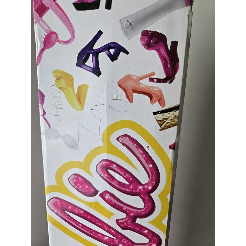 Barbie 28